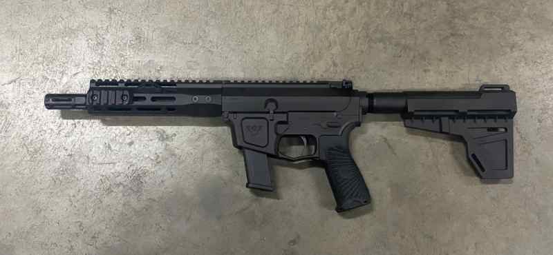 Wilson-Combat-AR9-Pistol-9mm-AR15-EDC X-Mags-.jpg