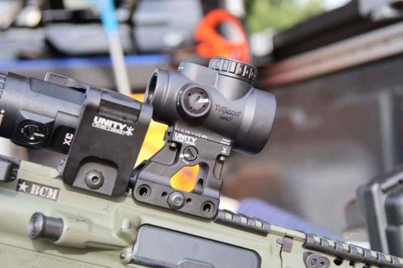 Trijicon MRO HD on unity fast riser 