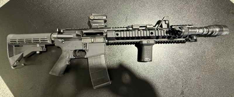 FN  AR-15