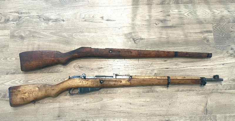 1944 SAKO M39 Finnish Mosin – 1922 Soviet Hex 