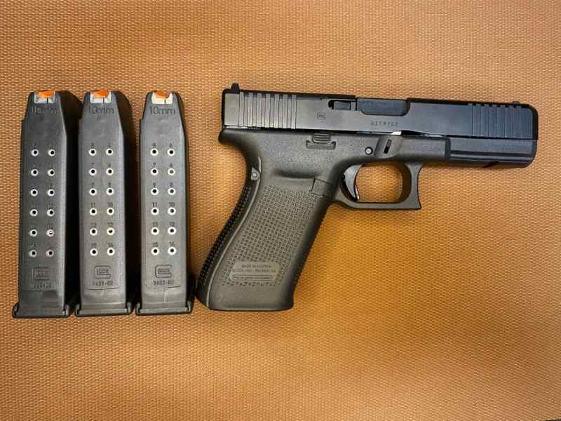 NEW IN THE BOX - Glock 20 Generation 5 MOS 10mm