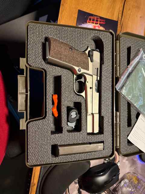 Browning Hi Power Clone 