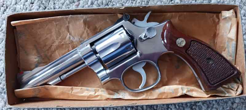 Smith &amp; Wesson Model 67-1