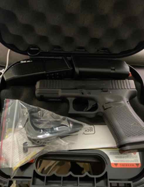 USED GLOCK 19 GEN 5 