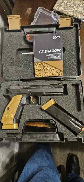 CZ SHADOW 2 GOLD DIGGER SPECIAL EDITION