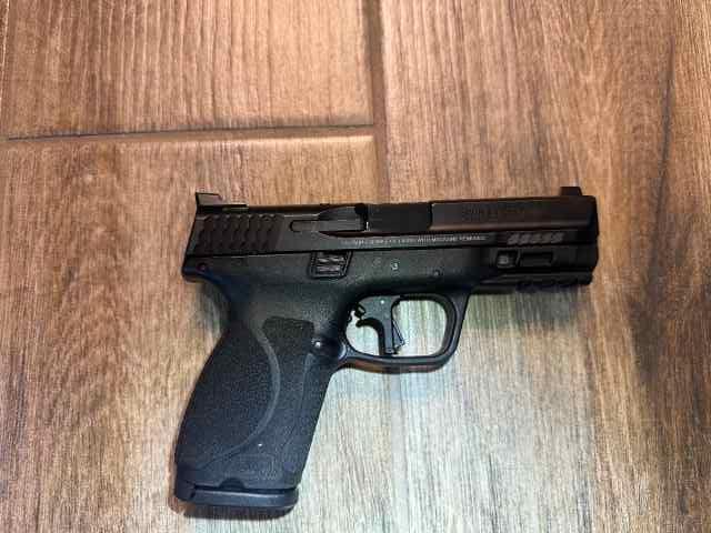 M&amp;P 2.0 Compact 9mm