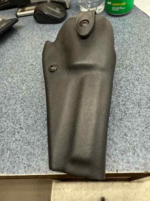 Wts Safariland level 2 holsters. G 19, SW L, 229
