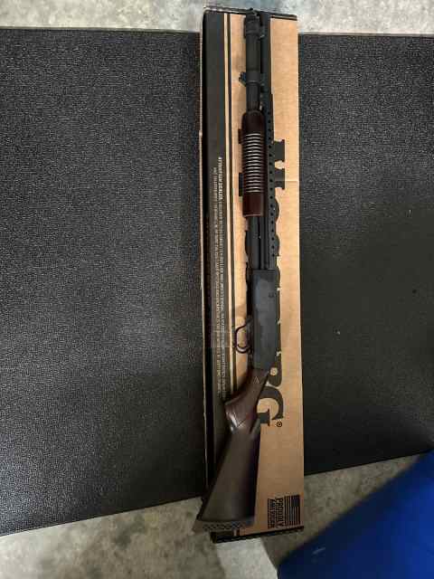 Mossberg 590 Retrograde 20&quot; 8+1 12 Gauge