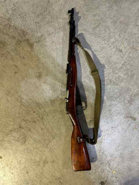 Mosin Nagant M44 with 400 rounds 