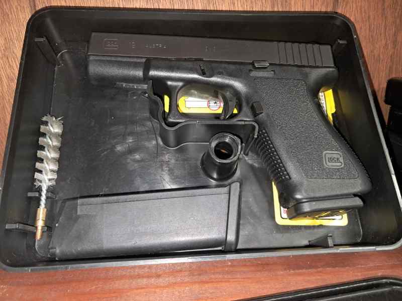 Glock 19 gen 2
