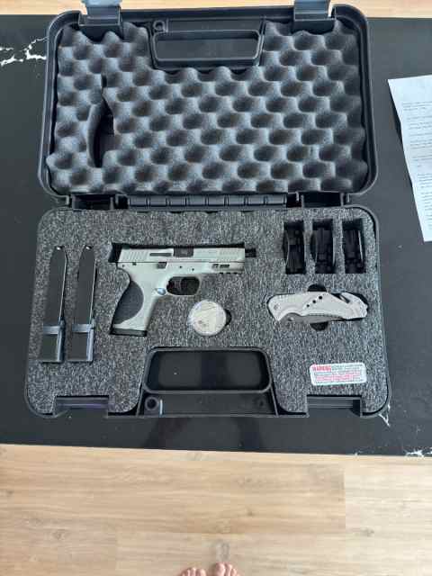 2022 SPEC SERIES M&amp;P® 9 M2.0 COMPACT