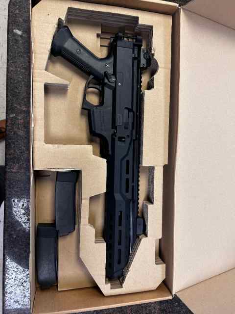 CZ scorpion Evo 3 s1  pistol w/flash can 9mm 