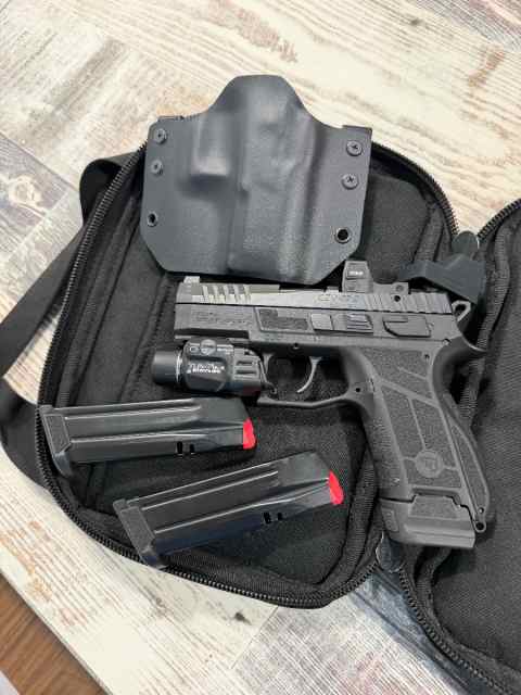 CZ P09c Nocturne