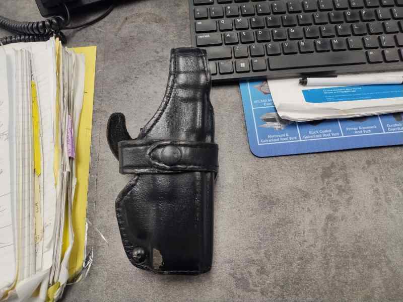 Safariland 070-83 holster Glock 17 19 22 23 32 31