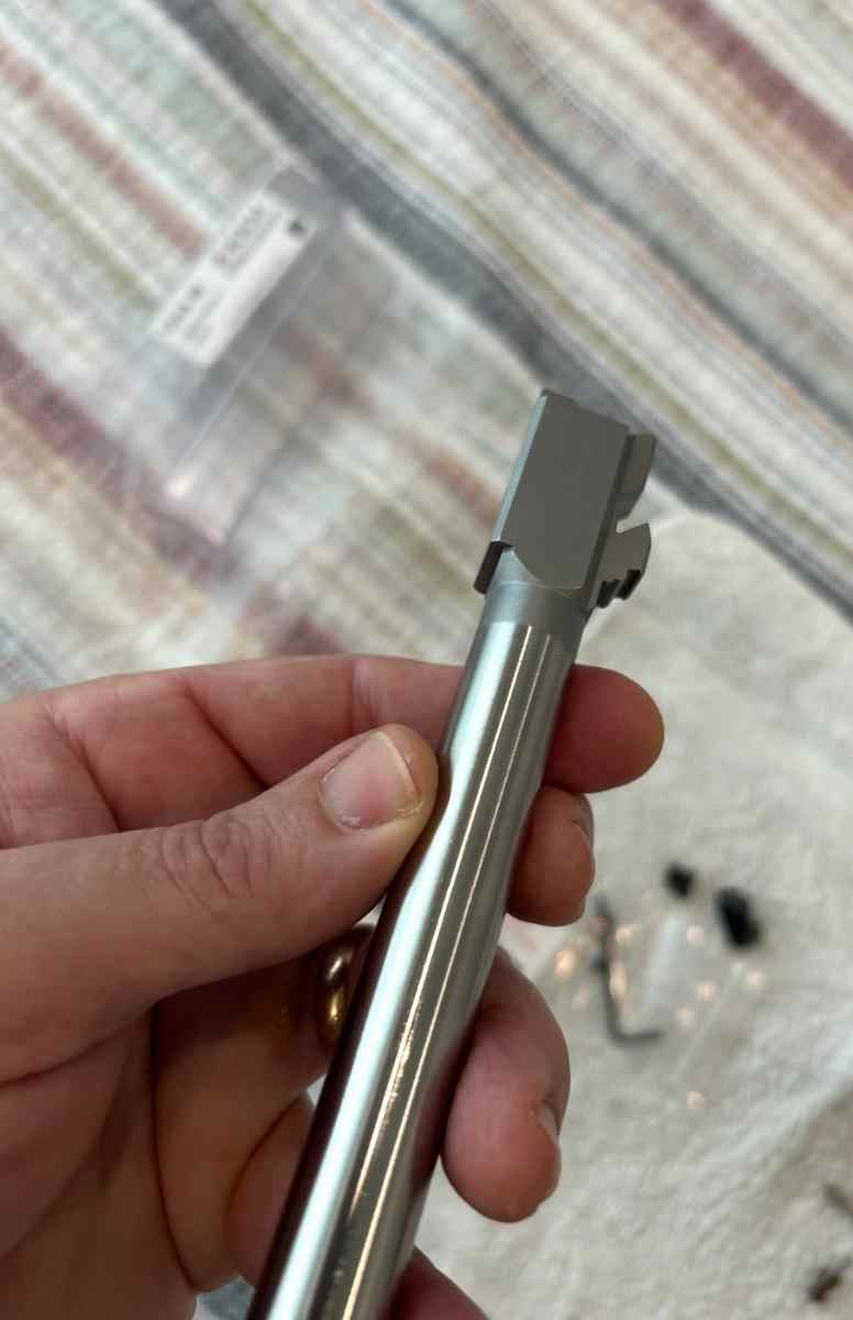 LOOKING TO BUY GLOCK 43x OR AR 