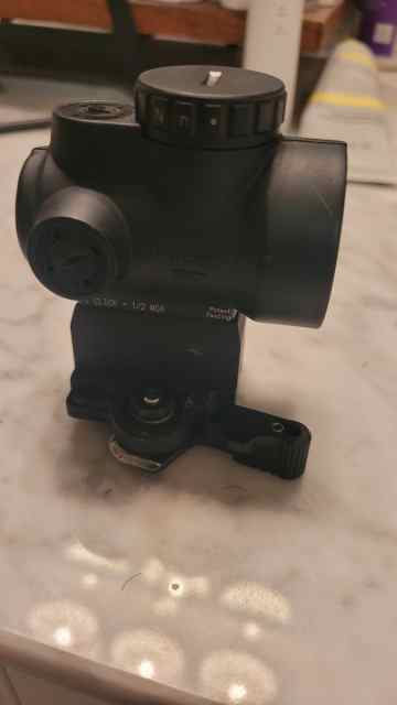 WTT Trijicon MRO on LaRue mount