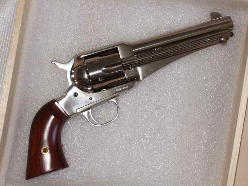 Taylor's 1875 Outlaw 45 Colt - lnib