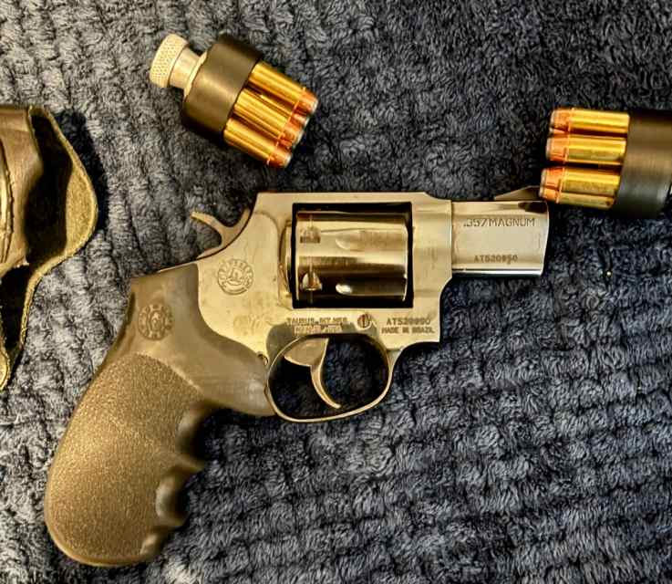 Taurus 617 7 shot 357