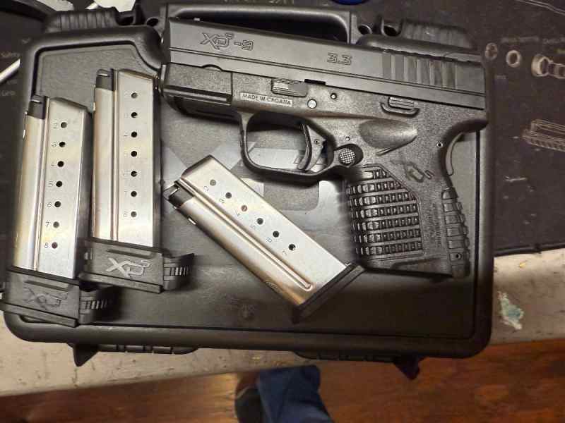 XD-S 9mm w 3 mags hard case springfield xds