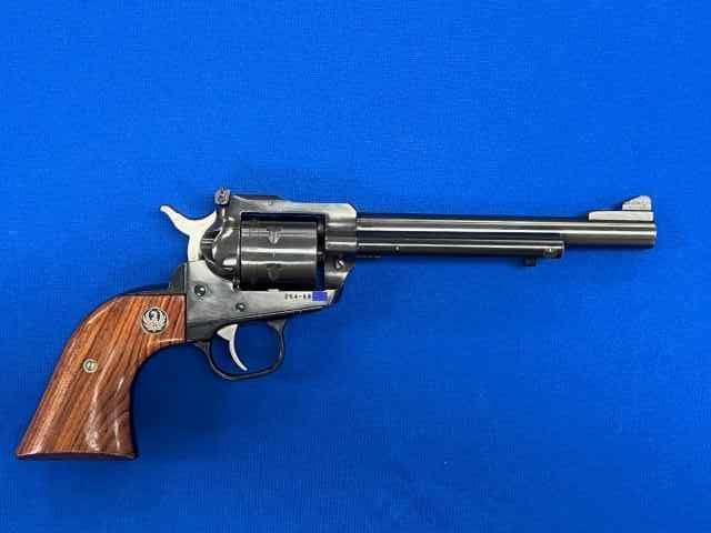 Ruger  New Model Single-Six  .22 LR / .22 Magnum