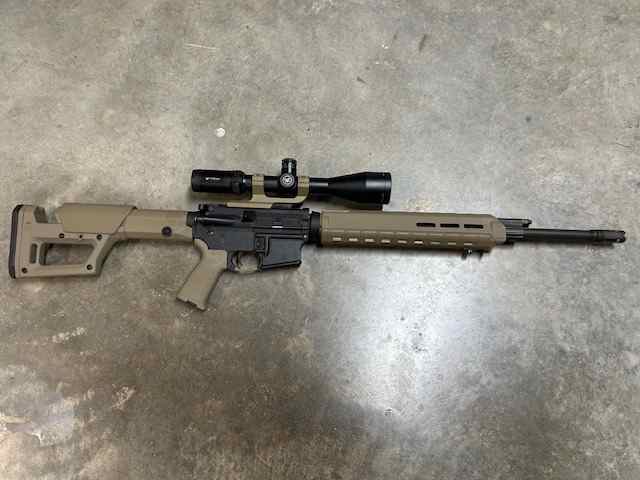 Bushmaster XM15-E2S .223 - 5.56mm