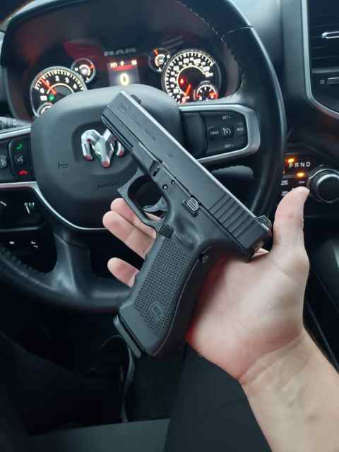 Glock 22 Gen 4 .40SW